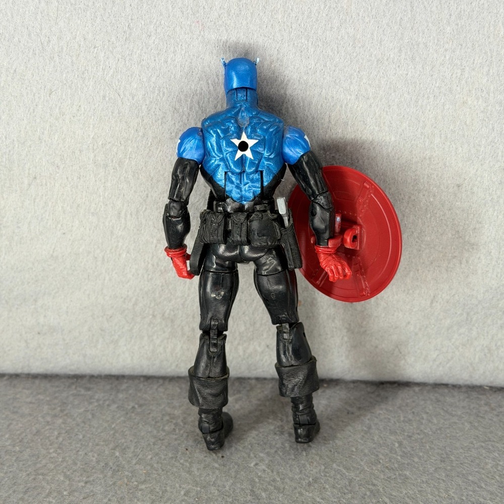 Marvel Legends BUCKY CAPTAIN AMERICA 6" Action Figure Arnim Zola BAF Wave 2012 - Picture 6 of 11